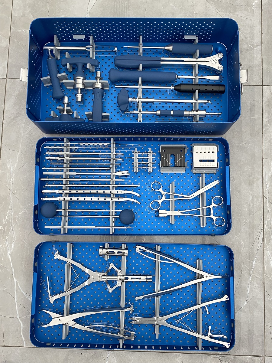 5.5 ensemble d'instruments pour la colonne vertébrale