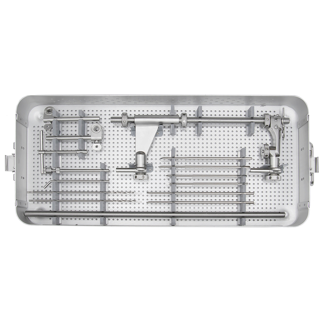 Ensemble d'instruments pour écarteur de fémur