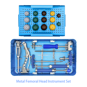 Ensemble d'instruments de tête fémorale métallique