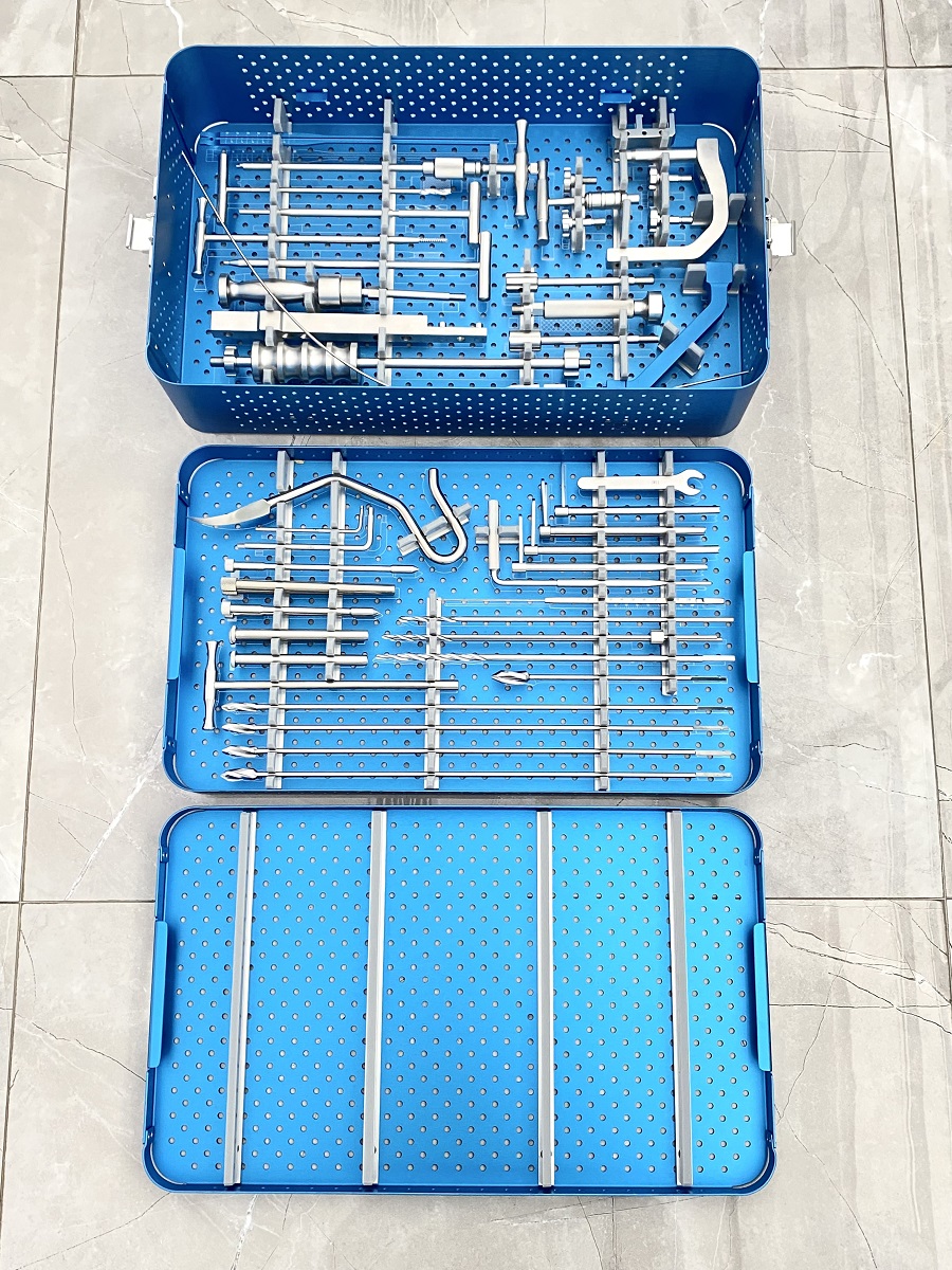 Clou intram&eacute;dullaire f&eacute;moral