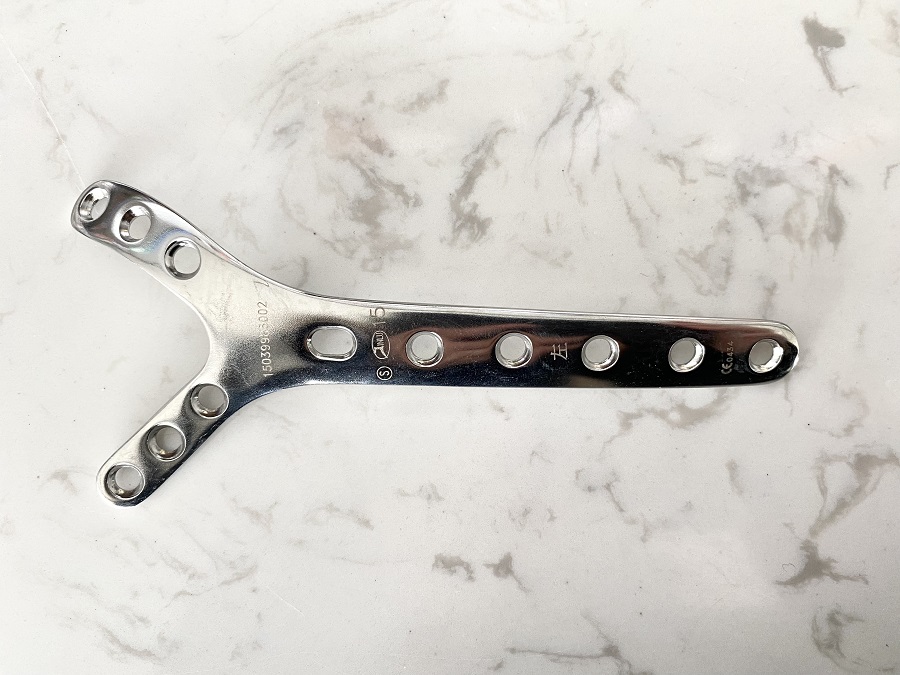 Plaque Fossa Y-ol&eacute;cr&acirc;ne