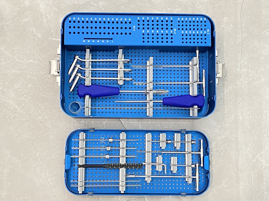 Ensemble d'instruments &agrave; vis canul&eacute;e 3,5/4,0/4,5 mm