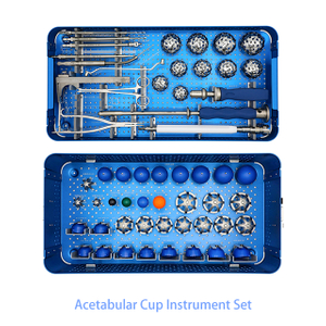 Ensemble d'instruments de tasse acétabulaire