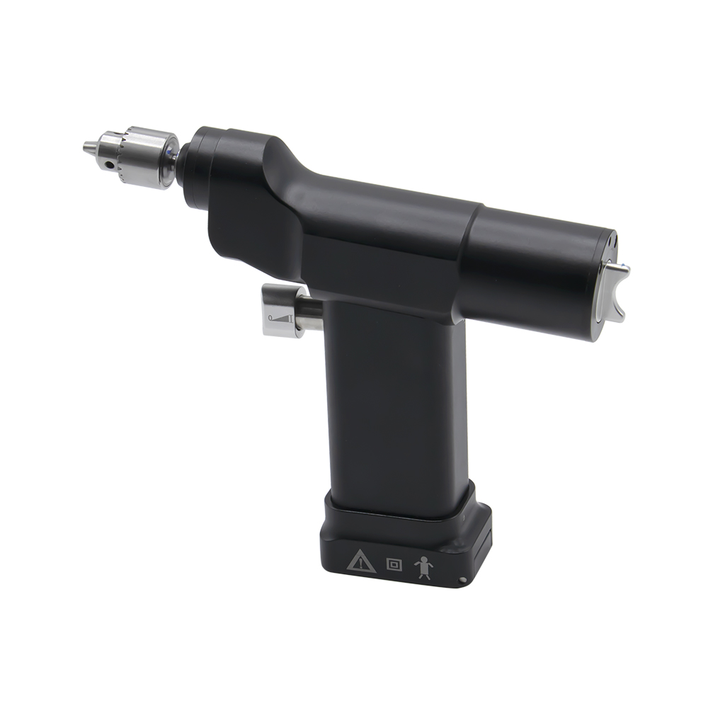 Petit foret à os canulé