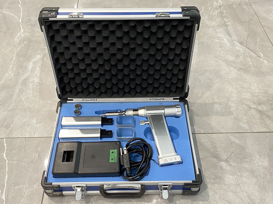 Foret de craniotomie &agrave; arr&ecirc;t automatique