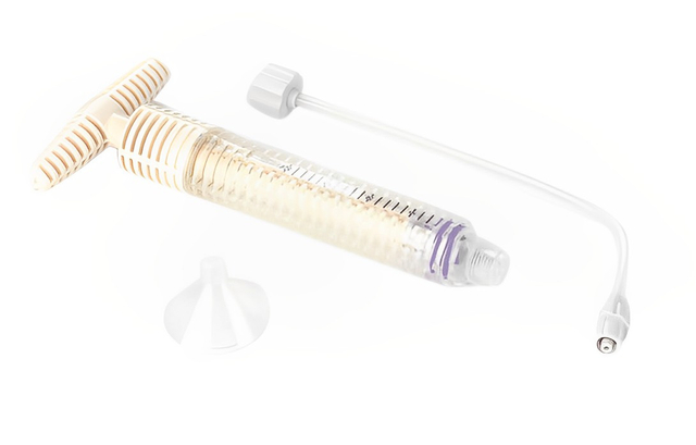 Injection de ciment osseux