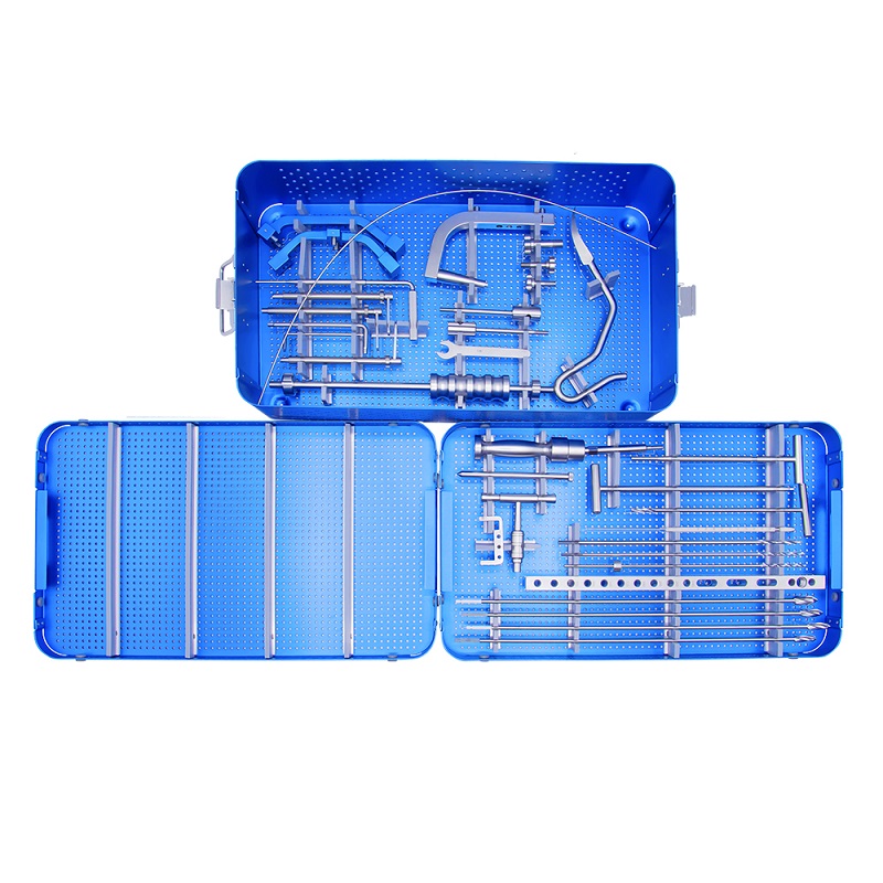 Ensemble d\'instruments pour clou intramédullaire tibial