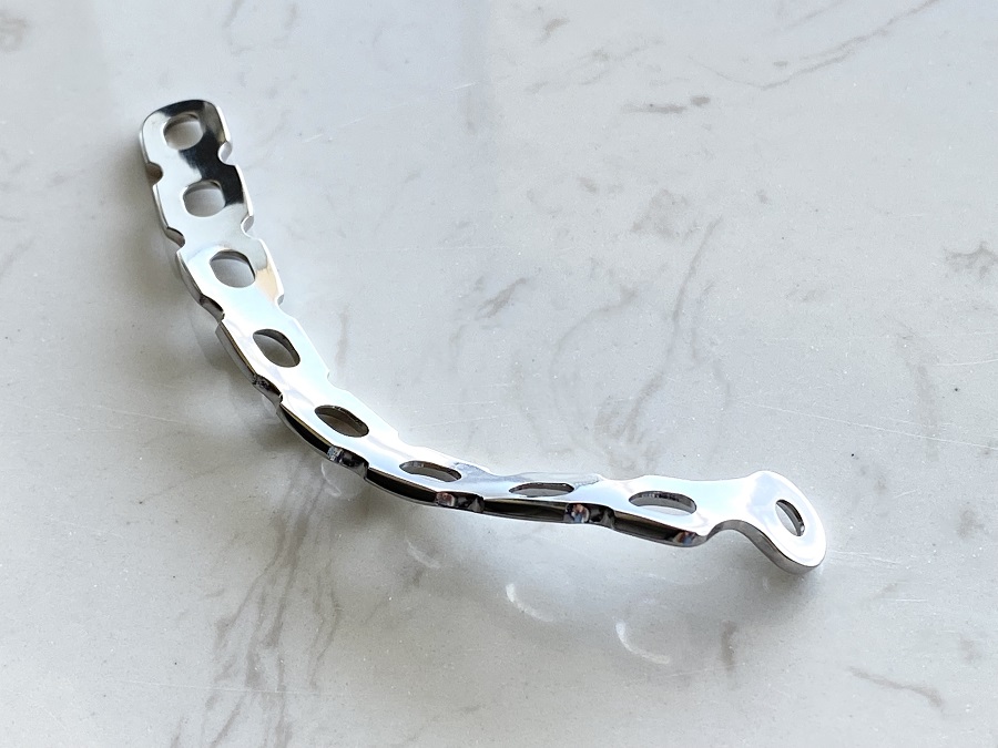 Plaque murale post&eacute;rieure